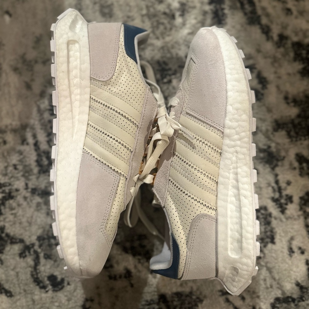 Adidas Retropy new with box W/9 M/8